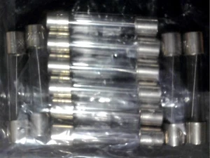 20 PC BUSSMANN TDC10-10A BS2950A 100VAC 10A FAST ACTING GLASS TUBE FUSES Pb FREE - Picture 1 of 5