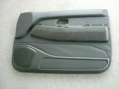 2001-2002 Nissan Pathfinder RH Right Front Door Trim Panel - Image 1 of 4