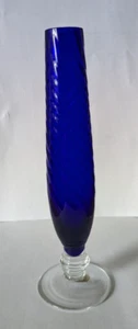 Jarrón remolino de vidrio azul cobalto National Potteries hecho en Japón 8” h MCM - Imagen 1 de 5