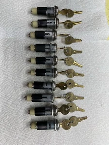Grayhill Rotary Key-Operated Switch. # 50YY29180 . - Picture 1 of 8