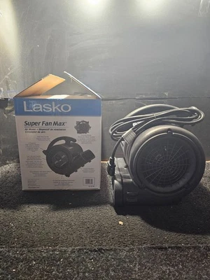Ventilador de piso Lasko SF-20-BK 3 velocidades Super Fan Max Air Mover con tomas de corriente, negro Foto 1 de 4