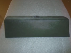 STANDARD DASH GLOVE BOX LID DOOR w/ LATCH 70 SPORT SATELLITE 383 CORONET MOPAR - Picture 1 of 7