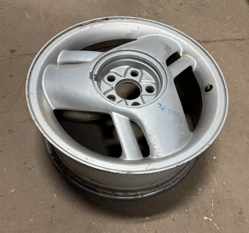 95 96 97 98 99 Pontiac Sunfire Aluminum Wheel Rim 16 OEM - Image 1 of 1