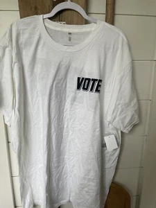 BP Men’s White Short Sleeve Vote Shirt Large New Oversized Election - Picture 1 of 3