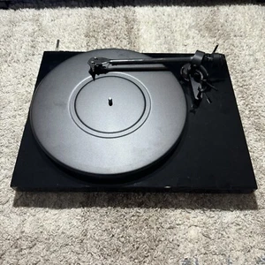 Pro-Ject Audio Systems TK69 Debut Carbon Belt Drive Turntable (Parts and Repair) - Picture 1 of 8