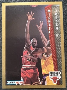 1992/93 FLEER MICHAEL JORDAN (CHICAGO BULLS) #32 NM/MT - Picture 1 of 2
