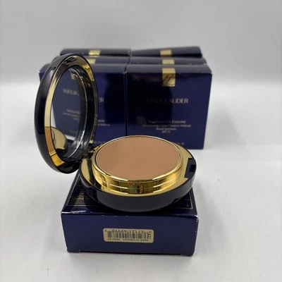 Maquillaje compacto crema extrema Estee Lauder Resilience Lift FPS 15 ELIGE EL TUYO PROPIO Foto 1 de 4