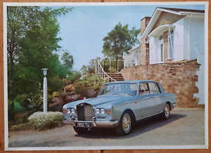 ROLLS ROYCE SILVER SHADOW car sales brochure from the UK, around 1967 catalogue