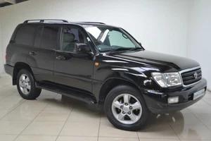 2003 Toyota Land Cruiser amazon - Picture 1 of 12