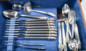 FIRST LOVE - 1847 Rogers Bros IS - Plateado Plateado / Cubiertos - ELECCIÓN - Imagen 1 de 29