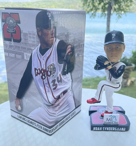 Noah Syndergaard Lansing Lugnuts 25th Anniversary Bobblehead Series NY Mets 2020 Cover