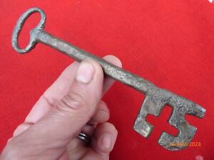 ancienne clef cle de serrure en fer forge n°31