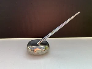 Vintage Desk Top 7 Inch Pen Writing Instrument Pen With Chrome Base - Picture 1 of 9