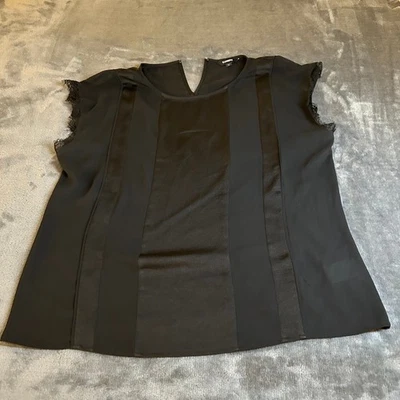 Top Express negro sin mangas detalle de encaje ligero para mujer talla grande Foto 1 de 4