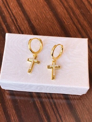 Pendientes colgantes Huggie de plata de ley 925 circonita cúbica doble cruz para hombre y mujer 29 mm Foto 1 de 4