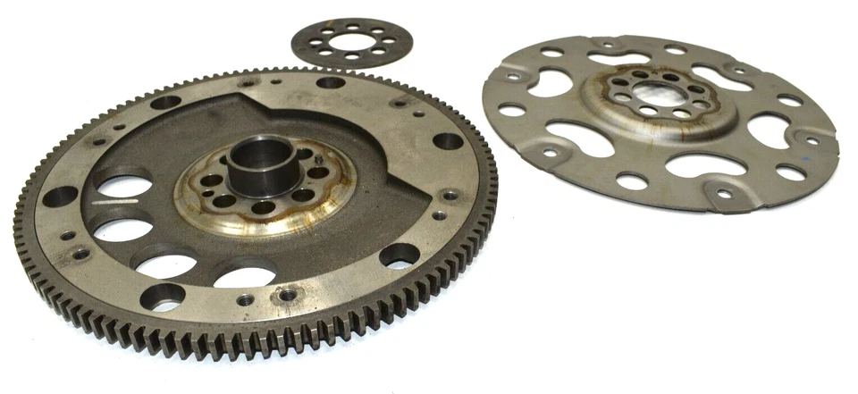 Chevrolet Silverado 2500HD 2017-2023 OE 6,6 L diésel unidad de volante de embrague Duramax Foto 1 de 4