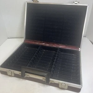 SAVOY CASSETTE TAPE BRIEFCASE CARRYING/STORAGE CASE FAUX LEATHER HOLDS 30 - Picture 1 of 7