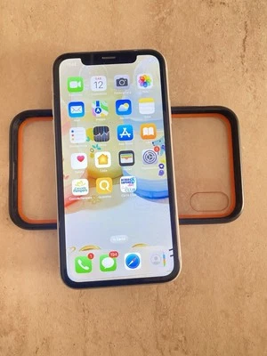 Apple iPhone XR  - 128GB - Bianco (Sbloccato) - Immagine 1 di 4