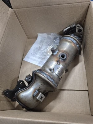 Catalytic Converter with Integrated Exhaust Manifold fits 06-11 Civic 1.8L-L4 - Image 1 of 2