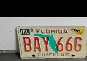 "BAY 66G" Vintage Florida License Plate Pinellas - Picture 1 of 1