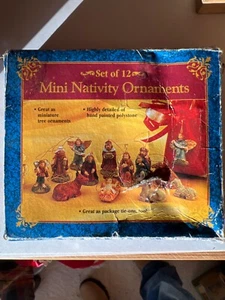 Vintage Mini Krippe Christbaumschmuck 12 Stück Set je 1" oder weniger - Bild 1 von 2