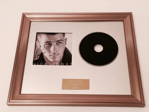 PERSONALLY SIGNED/AUTOGRAPHED NICK JONAS - NICK JONAS FRAMED CD PRESENTATION Cover