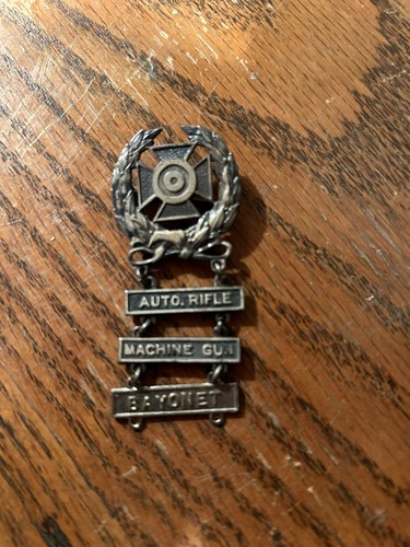 WW2 U.S. Army Pin Back Expert Marksman Sterling Auto Rifle Machine gun ...