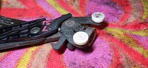 Schiebetür links Rollenführung Schloss 7H0843397H VW T5 7H Multivan 2004 - Picture 1 of 5