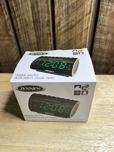 JENSEN Modern Alarm Clock Radio AM and FM Digital 1.2 in Green LED Display Dual - Picture 1 of 4