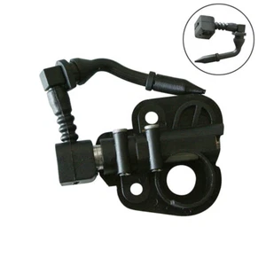 Oil Pump Assembly Fit Partner 350 351 352 370 371 390 391 401 420 422 Chainsaws - Picture 1 of 8
