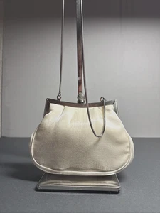 Vintage Hillard & Hanson Elfenbein Satin Abendtasche oder Brauttasche Filagree Riegel - Bild 1 von 13