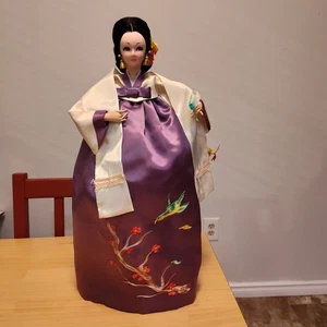 Vintage koreanische handgefertigte Stoffpuppe 20 Zoll im traditionellen Hanbok Kleid - Bild 1 von 8