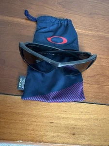 Oakley Heliostat Team USA Gray Somke Prizm Black Iridium Sunglasses - Picture 1 of 14