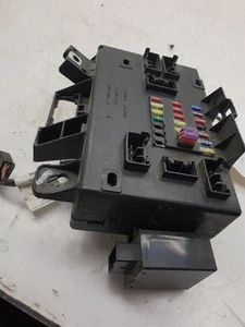 2011 TOYOTA TACOMA CABIN FUSE BOX 2TRFE - Picture 1 of 12