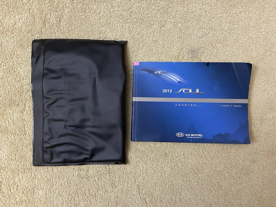 2012 Kia Soul Owners Manual With Case - Image 1 of 1
