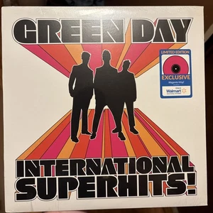 Green Day ¨International Superhits!¨ (Reprise Records 48145-1) Magenta LP/Vinyl - Picture 1 of 2