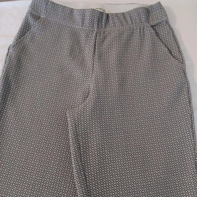 Max Studio Size Medium Pull-On Elastic Waist Leggings Pants in Gray Checkered - Image 1 of 4