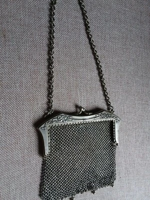 Sac De Bal Ancien en mailles - Photo 1/4