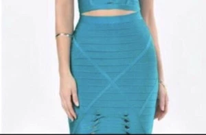 Falda con vendaje recortada azul Bebe Tile - Imagen 1 de 8