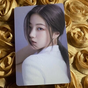 KAZUHA LE SSERAFIM 1st Fearless Edition Kpop Girl Photo Card White Hoops - Picture 1 of 4