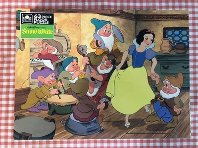 Golden Walt Disney Snow White 63 Piece Floor Jig-saw Puzzle Factory Sealed Box - Image 1 of 4