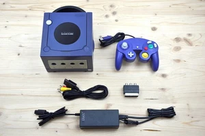 NGC - Nintendo GameCube Konsole Purple mit Controller (gebrauchter Zustand) - Picture 1 of 4