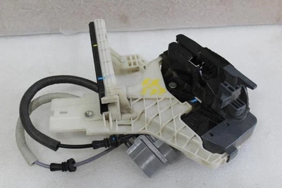 2017 2018 2019 年 HYUNDAI ELANTRA 右后门锁活动闩锁 — 第 1/4 张图片