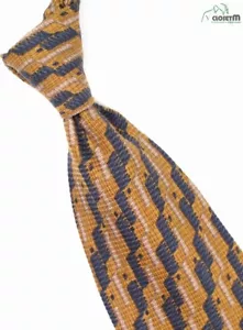 Corbata de seda de 4" de ancho Kenneth Cole ligeramente texturizada *Hecha en EE. UU. - Imagen 1 de 3