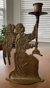 Candelabro Angel vintage de latón de Italia - Imagen 1 de 2
