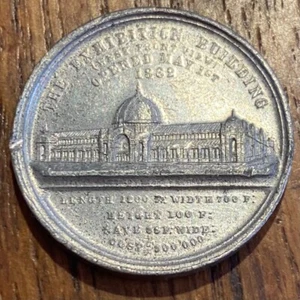 JETON MEDAILLE THE EXHIBITION BUILDING LONDON DE 1862.  (1185) LONDRES - Picture 1 of 3