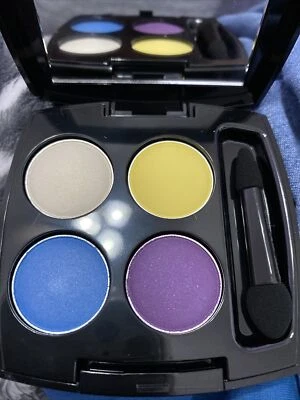 AVON  True Color Eyeshadow Quad FANTASYLAND QUAD-New in box - Image 1 of 3