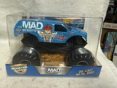 Hot Wheels Monster Jam ''THE MAD SCIENTIST'' MONSTER TRUCK   1/24 Scale - Image 1 of 4