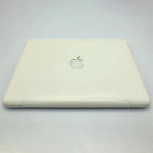 Apple Mac Macbook Unibody 13" A1342 Mid 2010 4GB 250GB L Generalüberholt - Bild 1 von 5