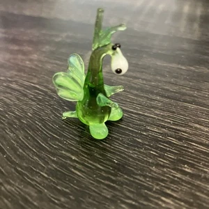Mini Hand Blown Glass Dinosaur Green #1315 - Picture 1 of 5